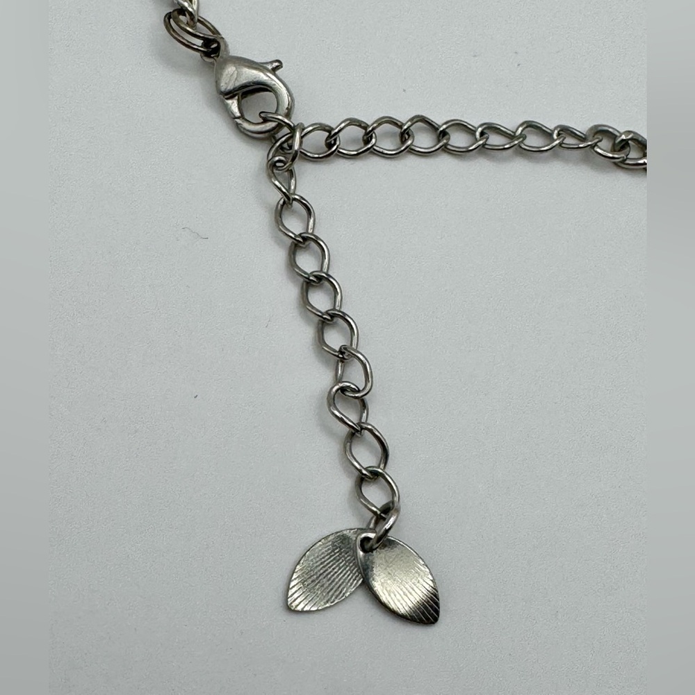 Dramatic Statement Bib Necklace Of Cascading Leaf… - image 8